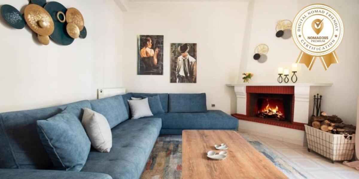 Dolce Favola Nomad Casa - Kalamata'S City Getaway エクステリア 写真