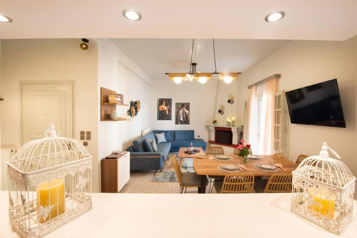Dolce Favola Nomad Casa - Kalamata'S City Getaway エクステリア 写真